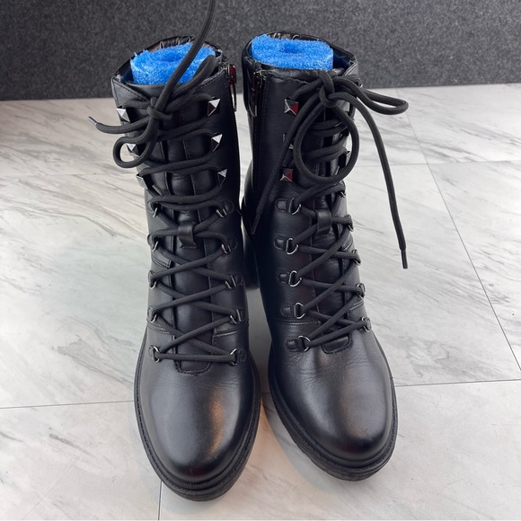 •Marc Fisher Women’s 9.5 black leather laboni combat 3” heel boots - Picture 6 of 15